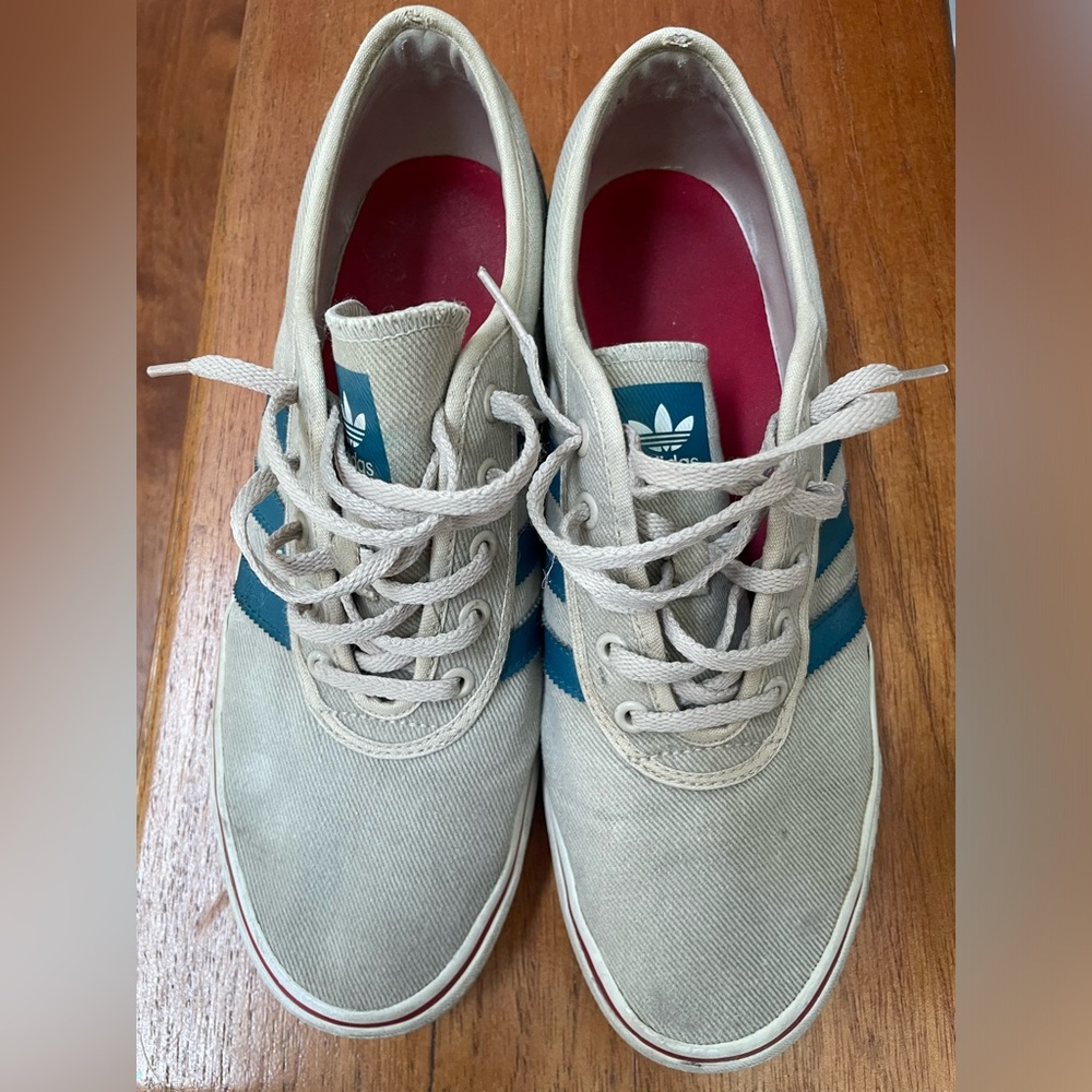 Adidas skater sneakers